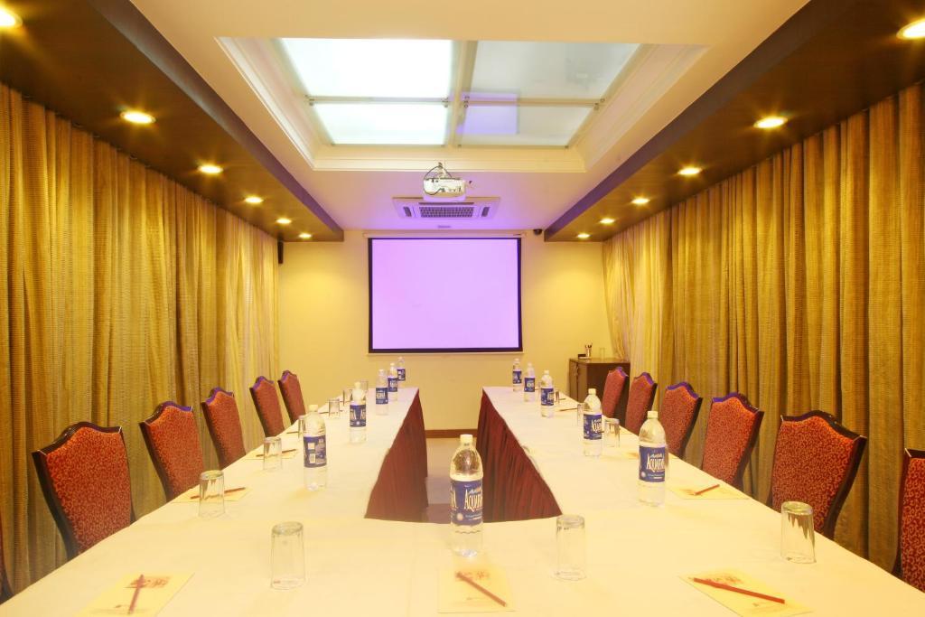 Pimpri-Chinchwad Ambience Executive酒店 商务 照片